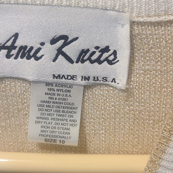 Size 10 Ami Knits Off White And Gold Diamond Pattern Cardigan - Picture 2 of 4